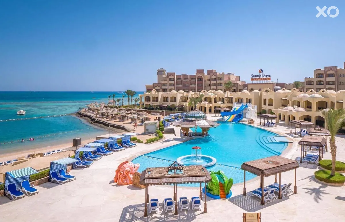 Sunny Days El Palacio