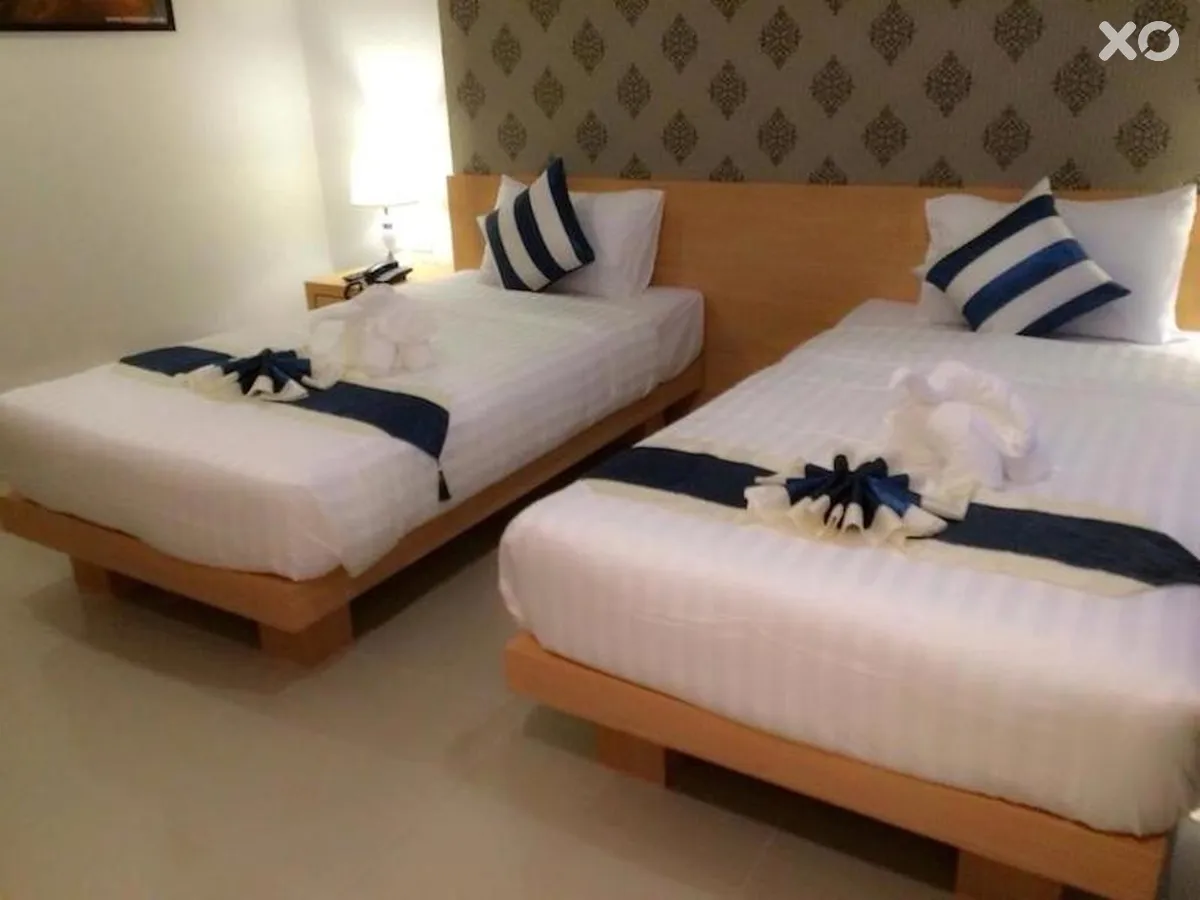 iCheck inn Central Patong