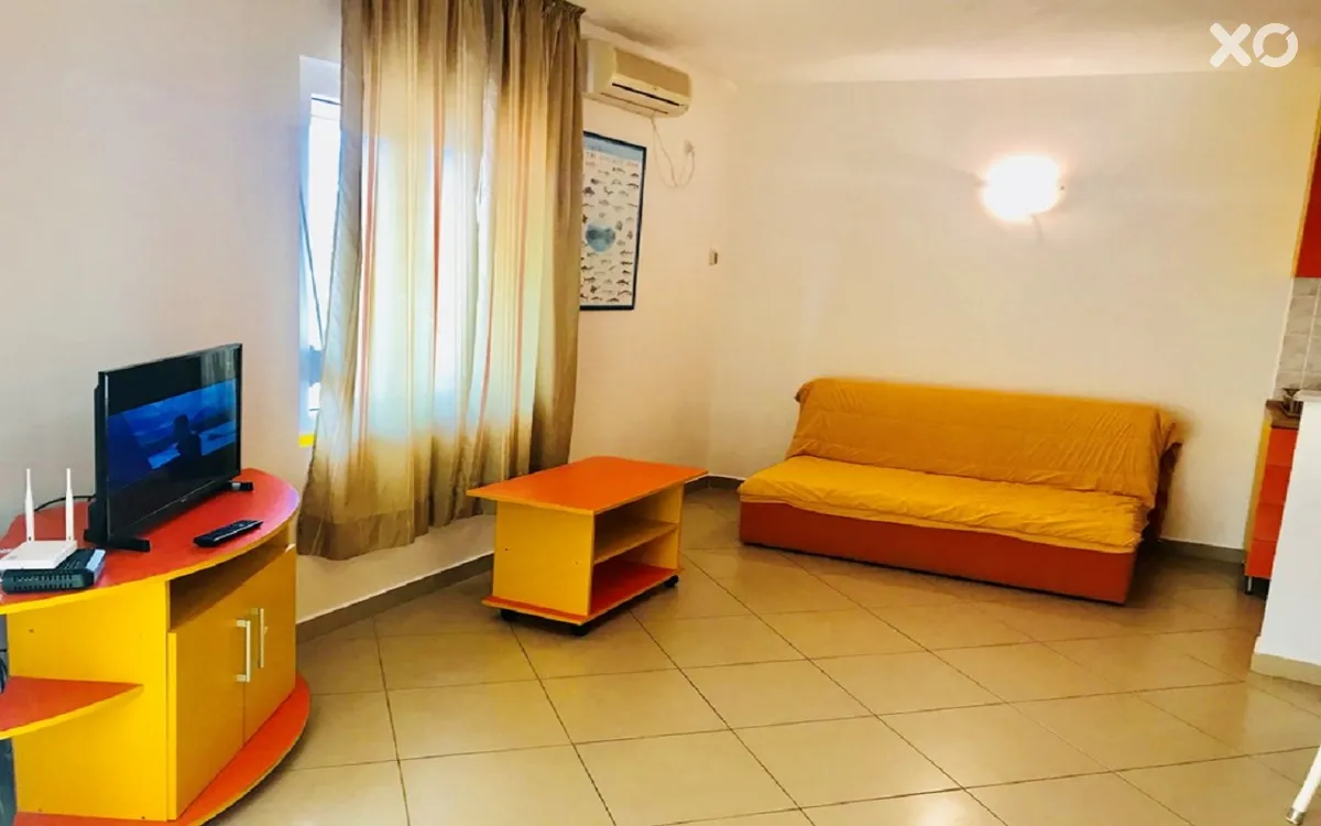 Medin Orange Apartments