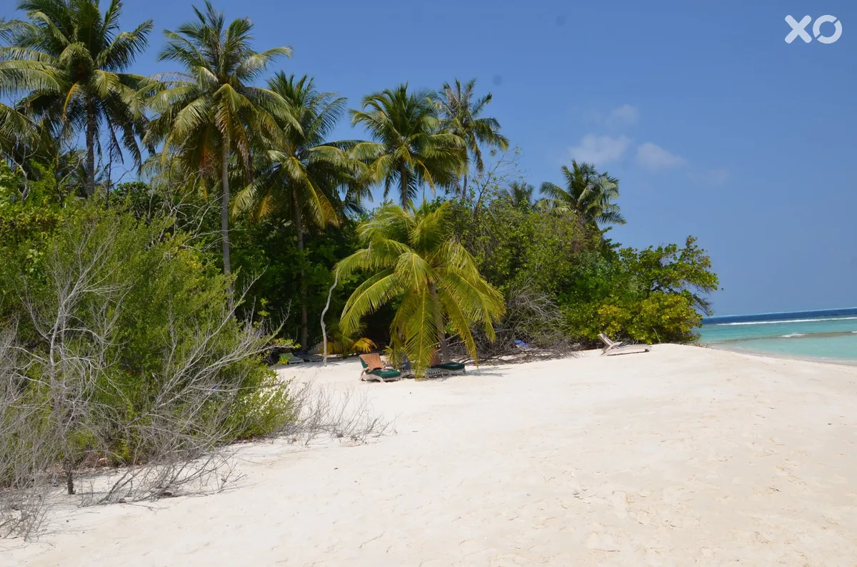 Embudu Village