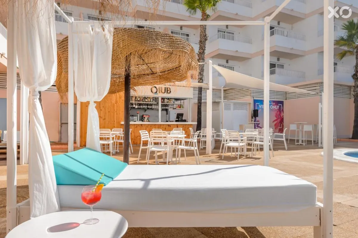 Vibra Tropical Garden Apartments