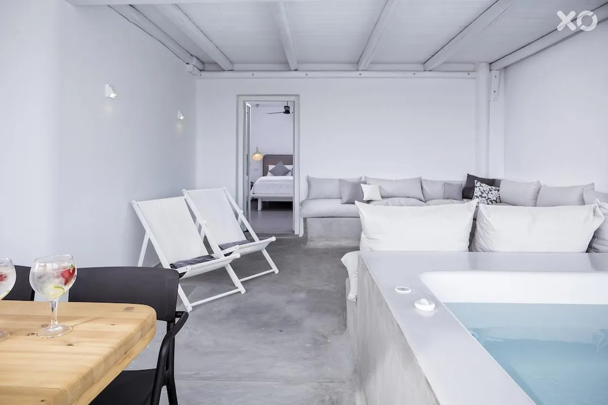 Boheme Hotel