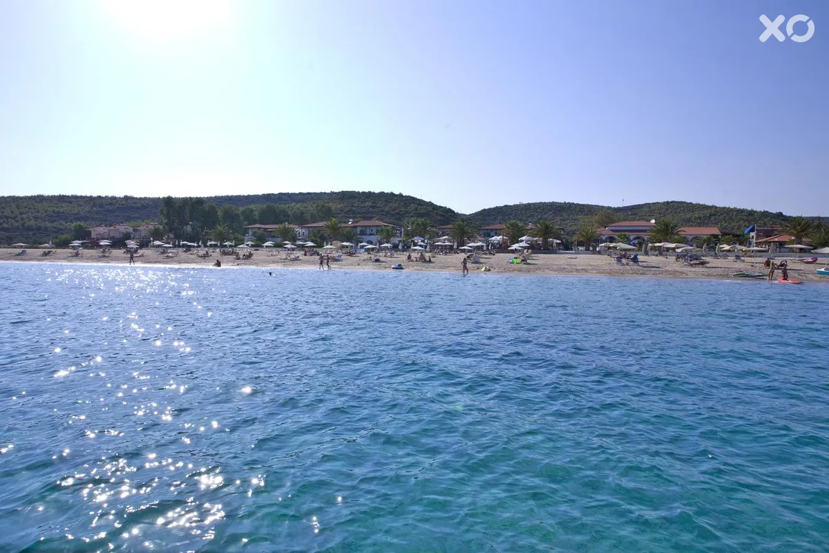 Bomo Assa Maris Beach