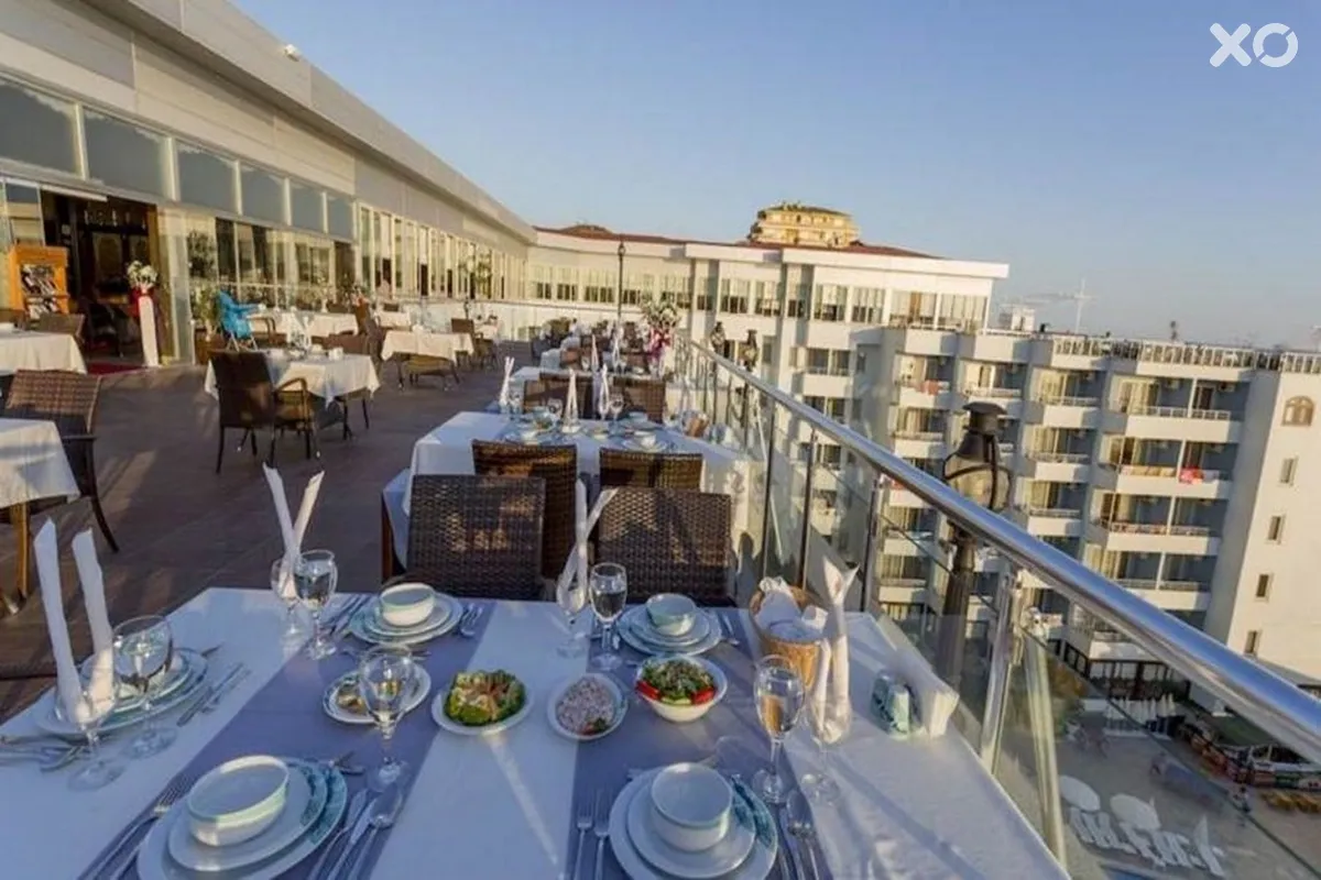 Senza Hotels Grand Santana Hotel
