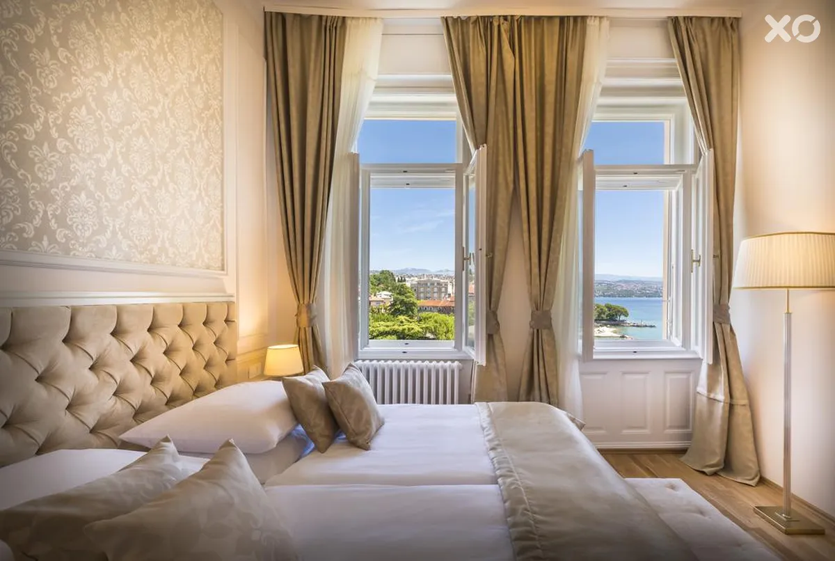 Palace Bellevue Hotel