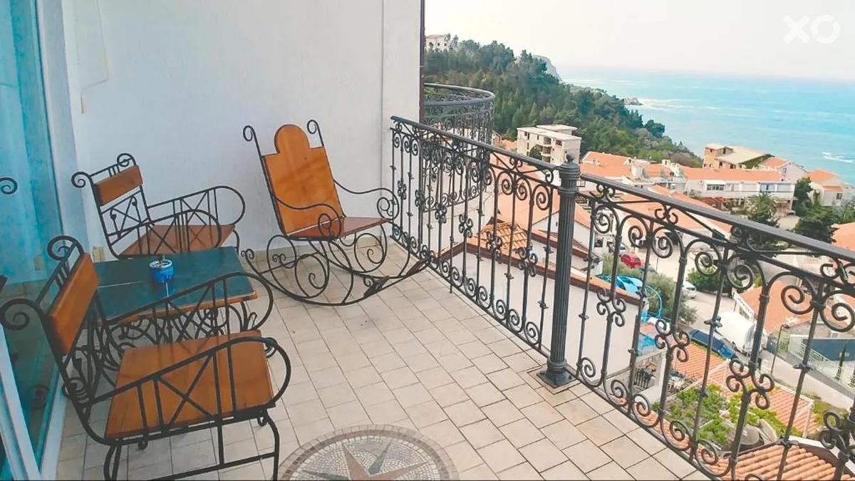Edelweiss Villa