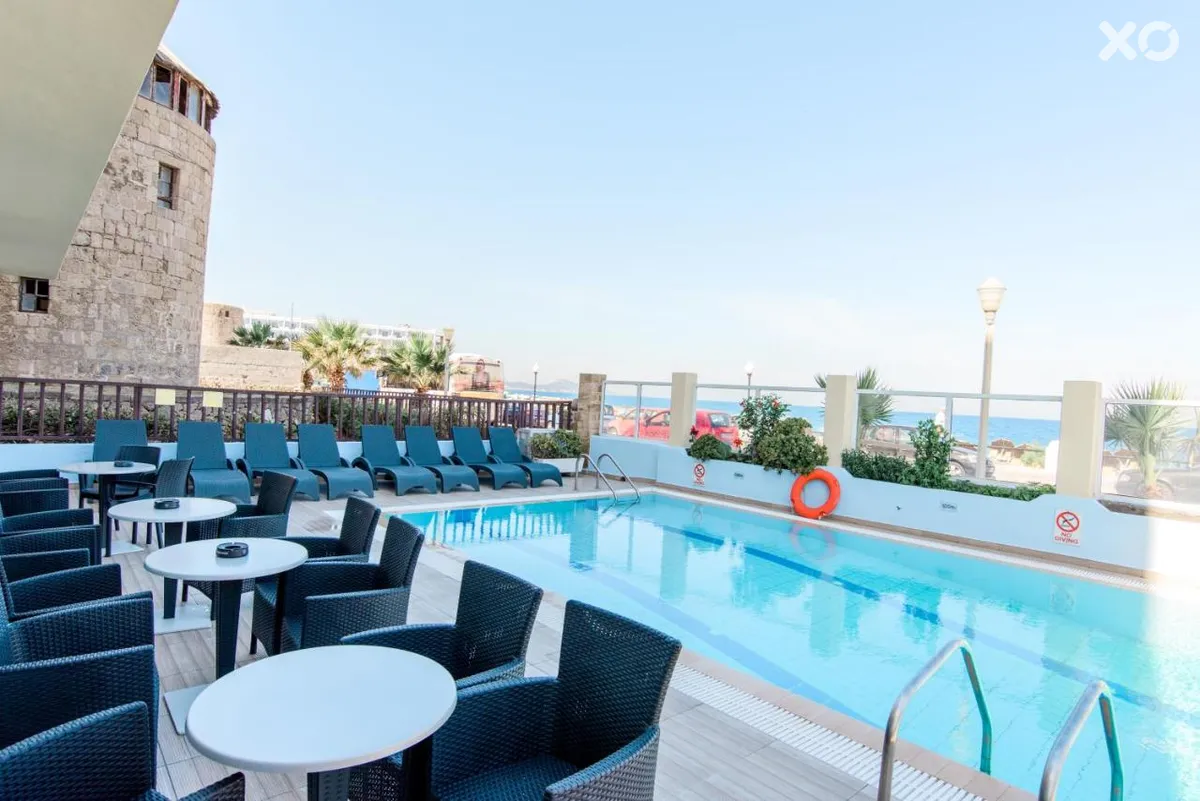 Riviera Hotel