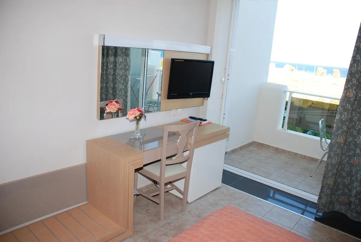 Sovereign Beach Hotel