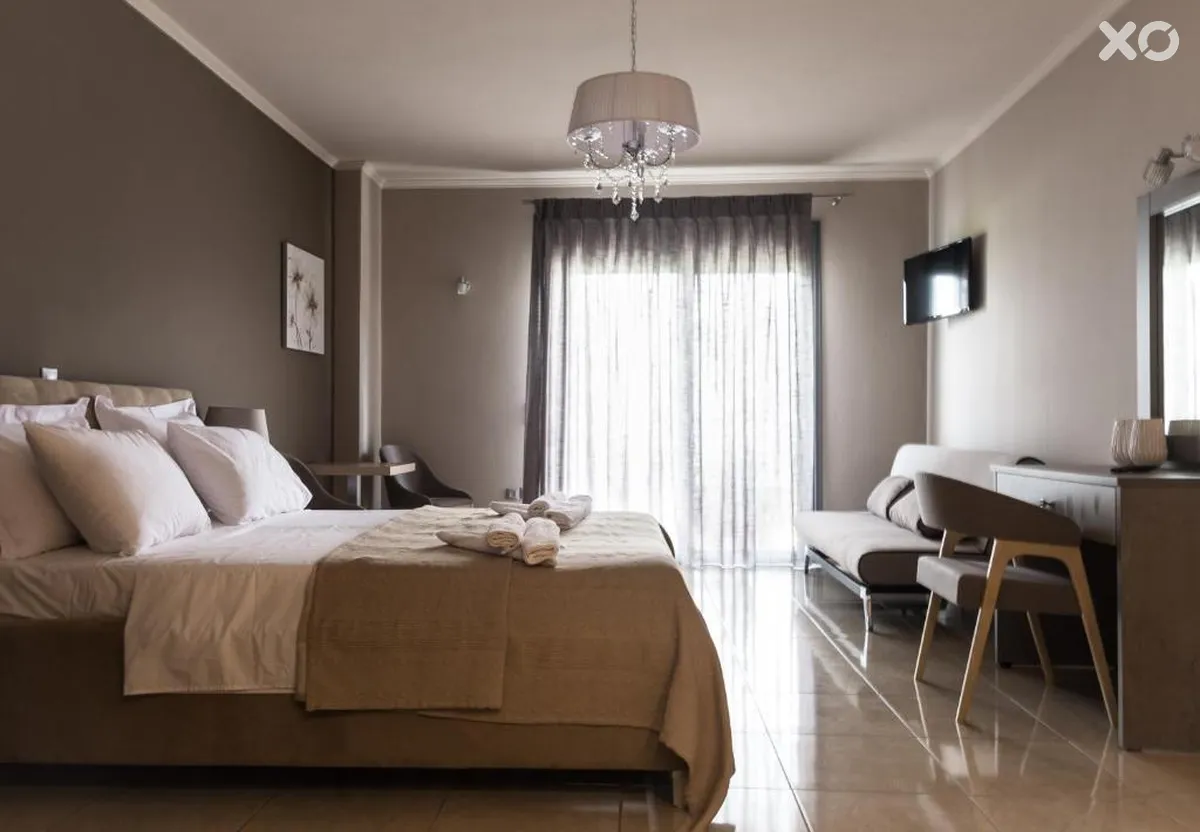 Phaedra Suites