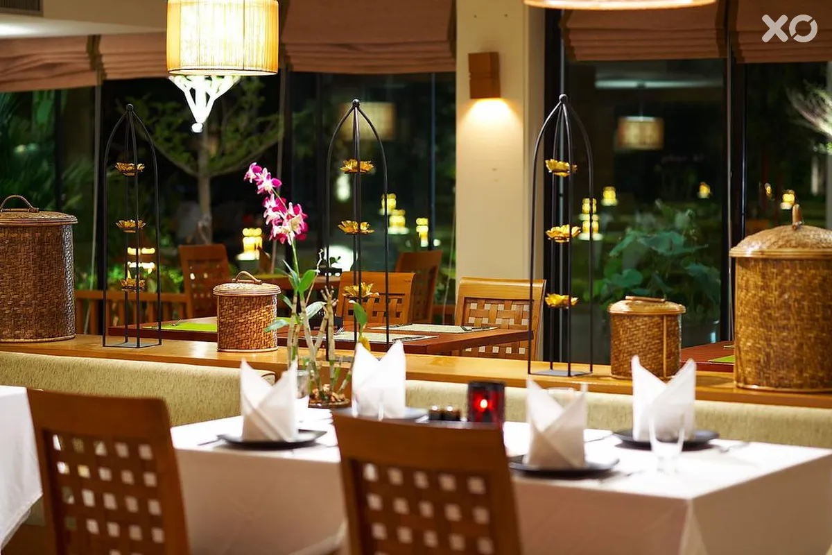 Naithonburi Beach Resort
