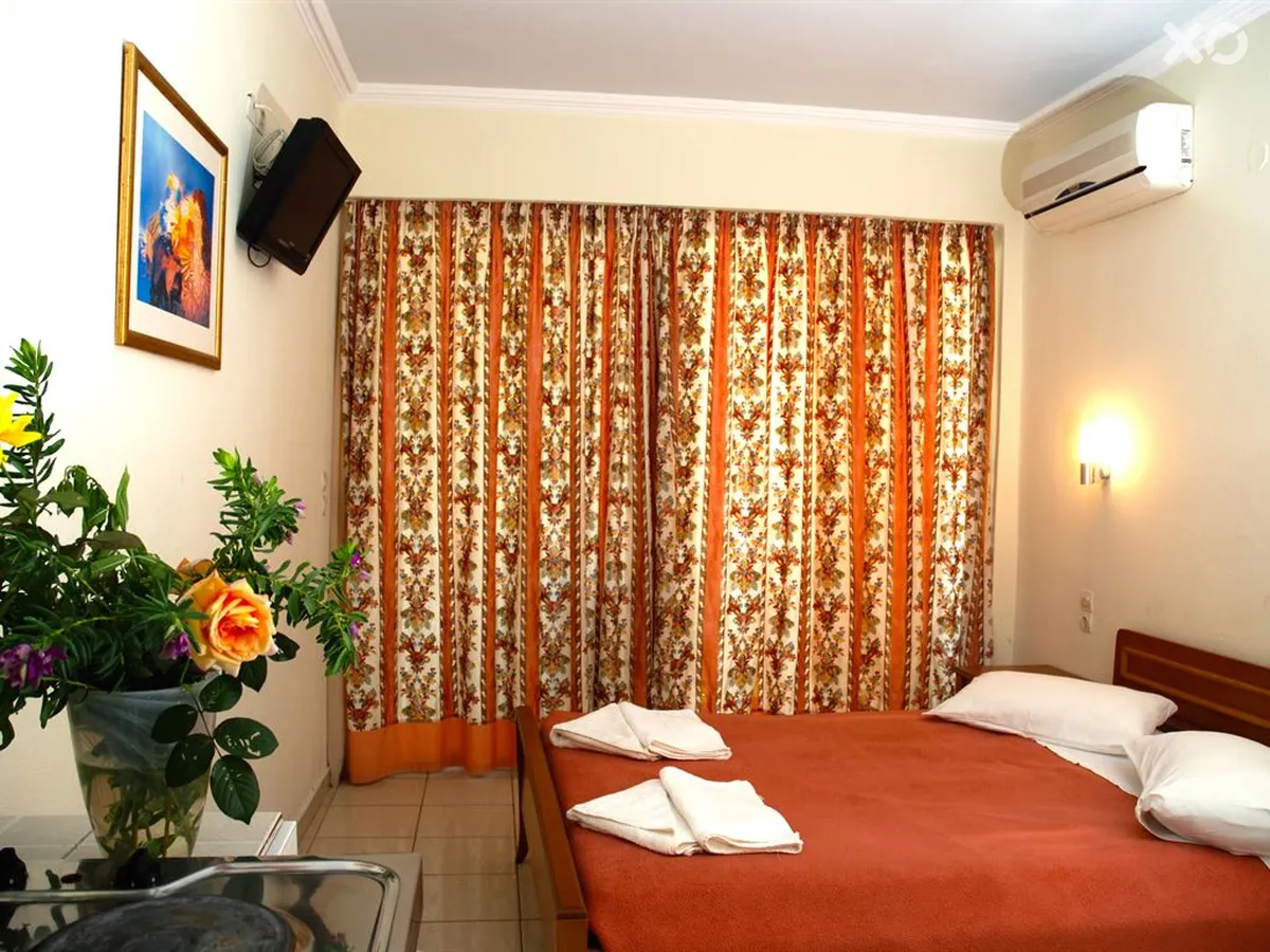 Admiral Hotel