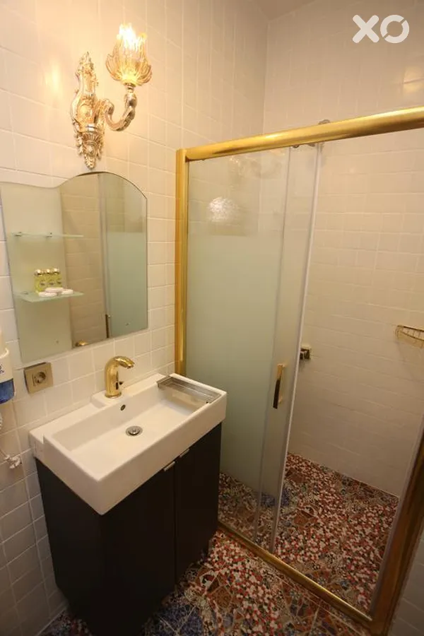 Laleli Blue Marmaray Hotel