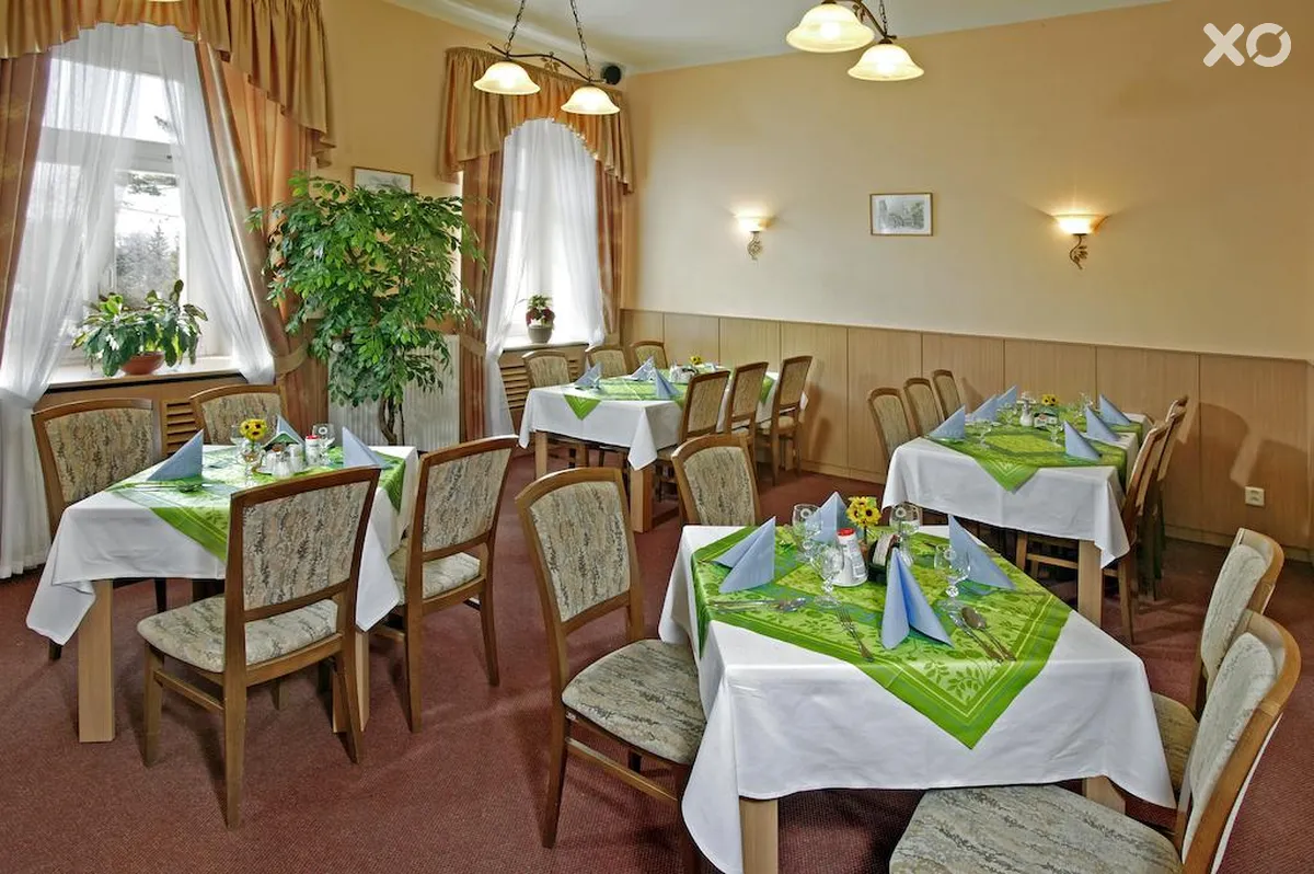 Paris Hotel