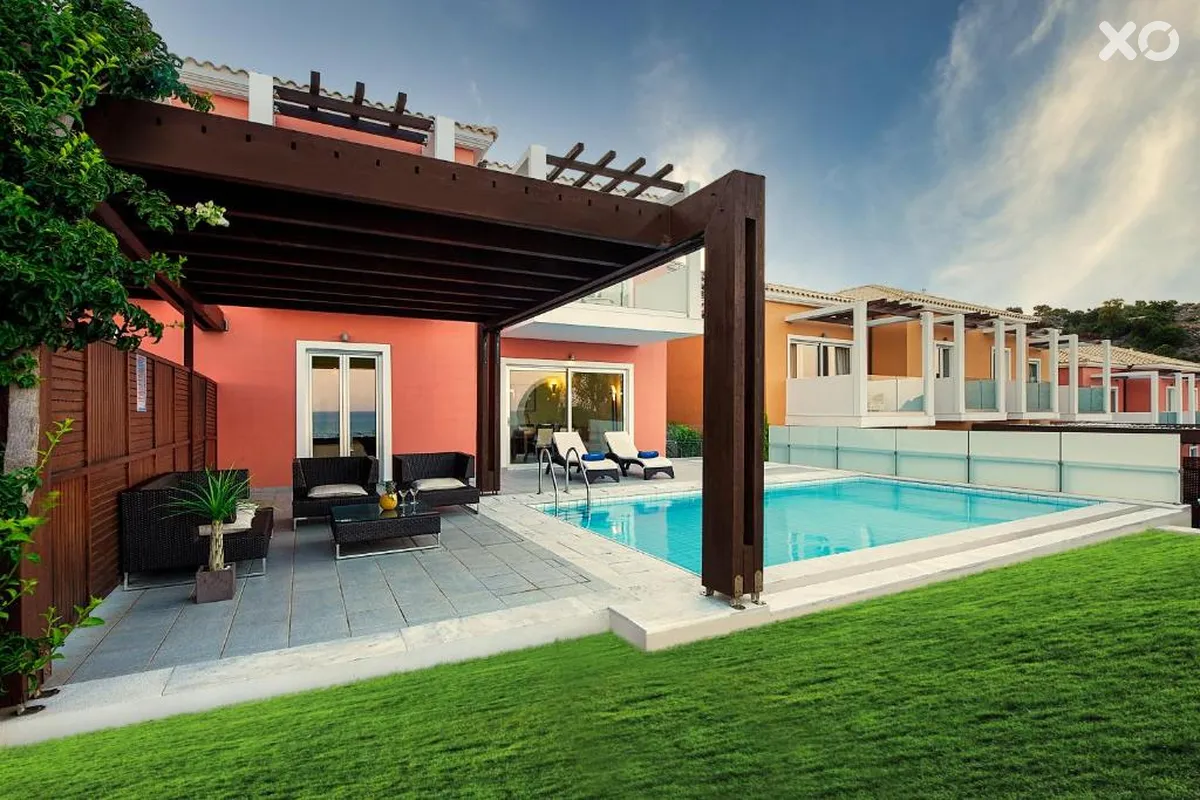Apostolata Island Resort & Spa