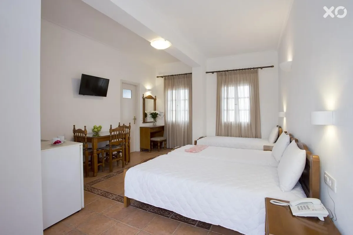 Alexandra Hotel