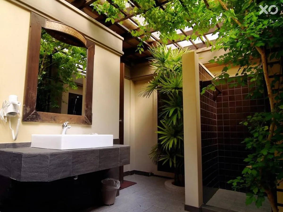 Botany Beach Resort