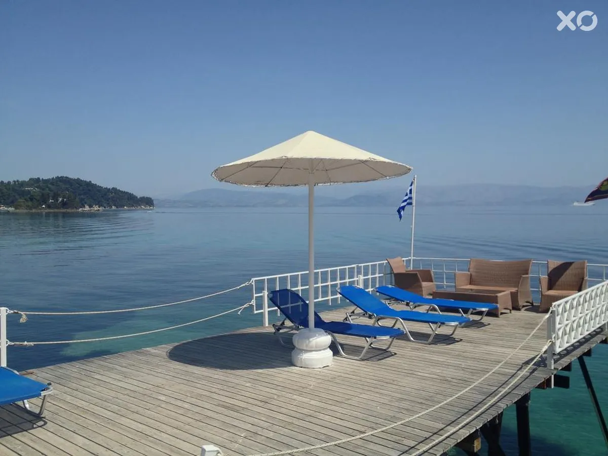 Oasis Hotel