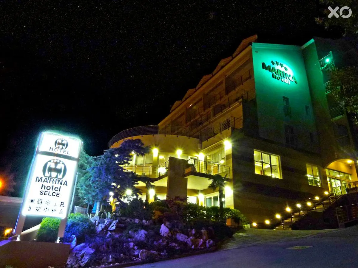 Marina Hotel