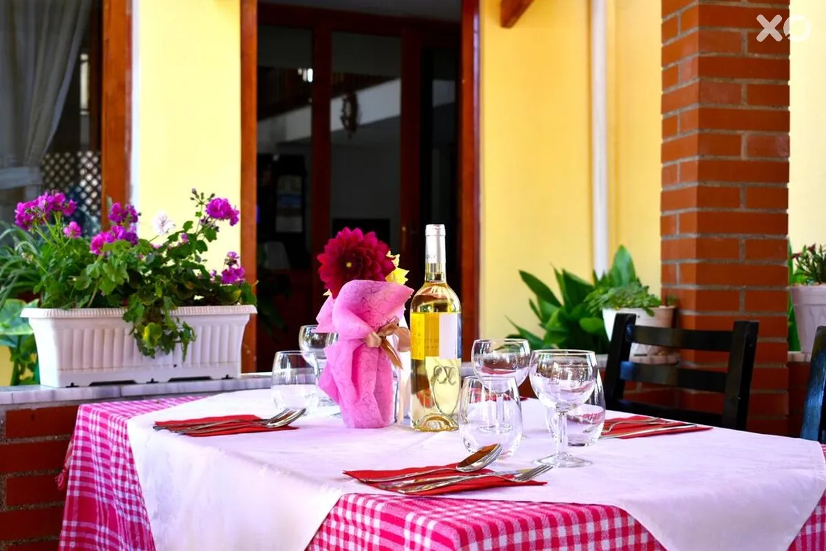 Mali i Robit Hotel & Camping