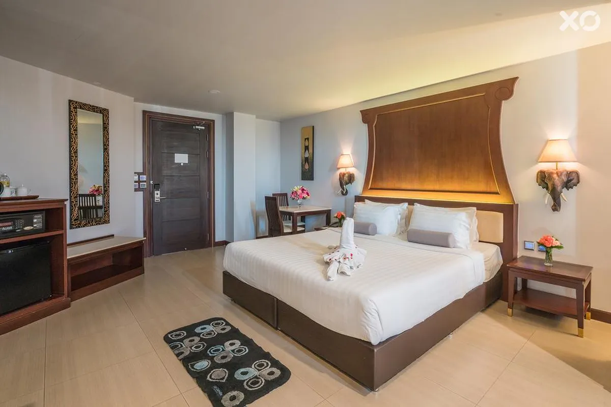 Aiyara Grand Hotel