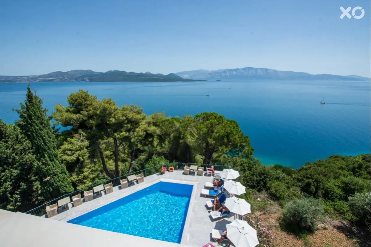 Aliki Hotel