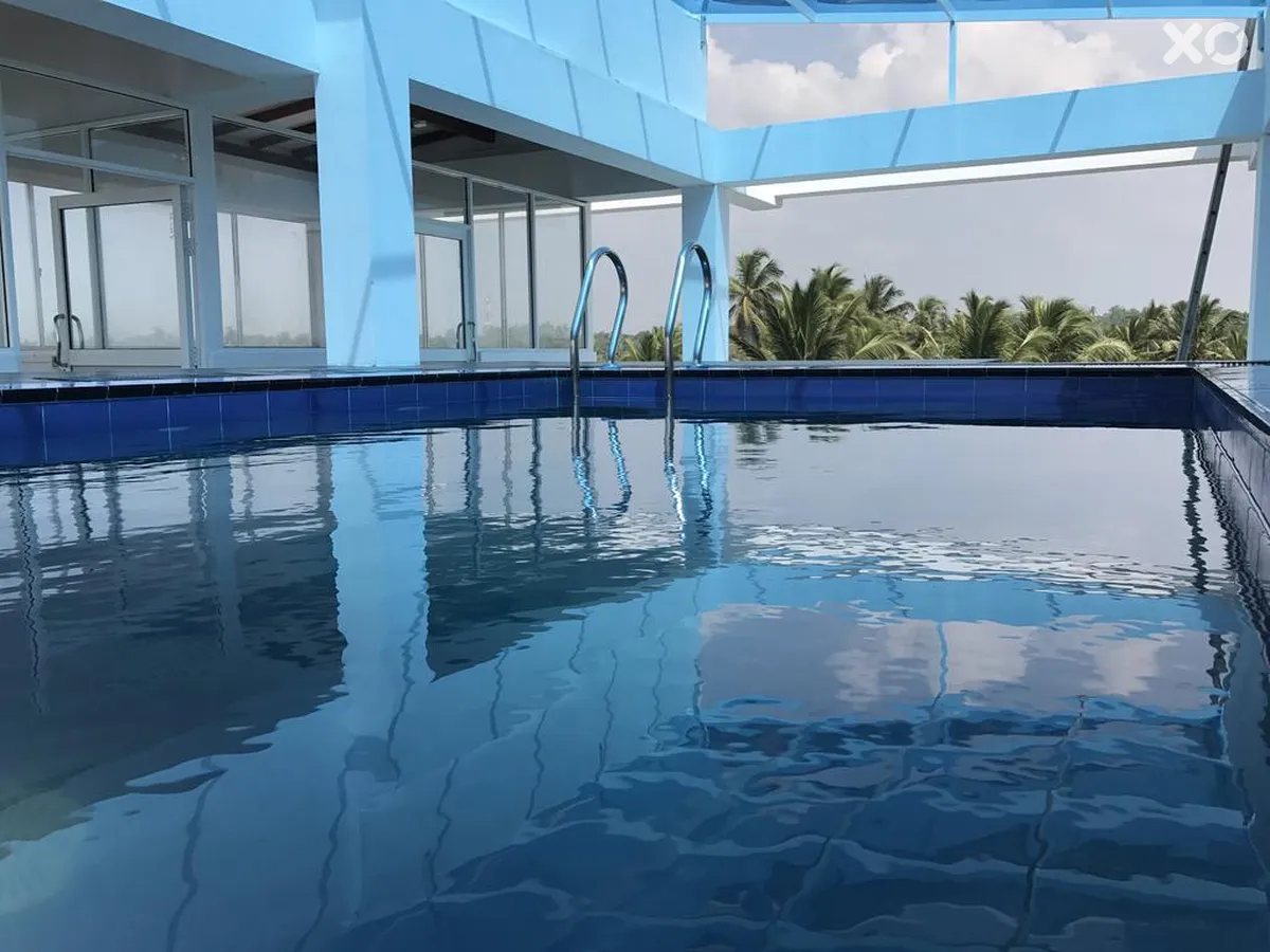 Blue Sky Hotel