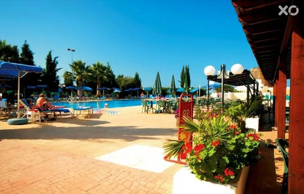 Kapetanios Bay Hotel