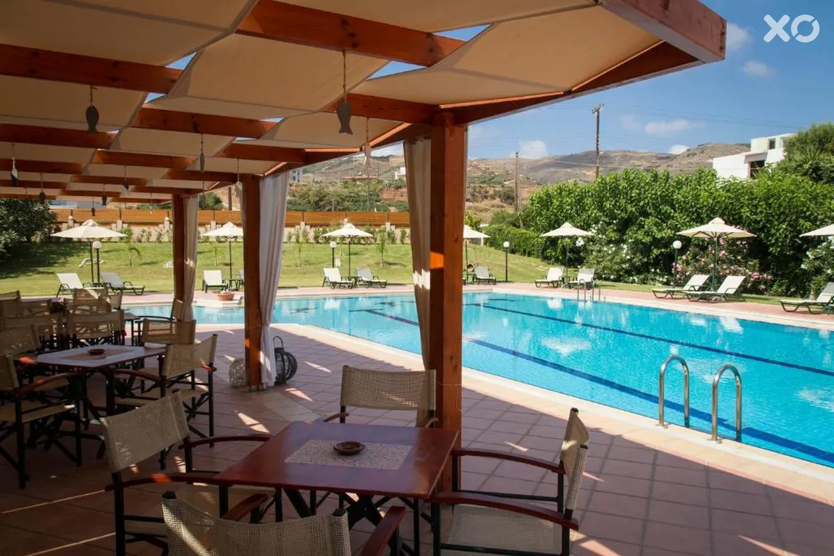 Peli Hotel