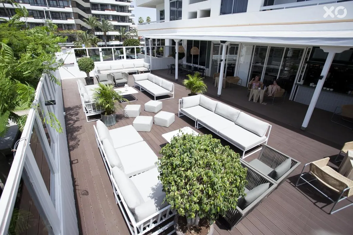 Coral Suites & SPA