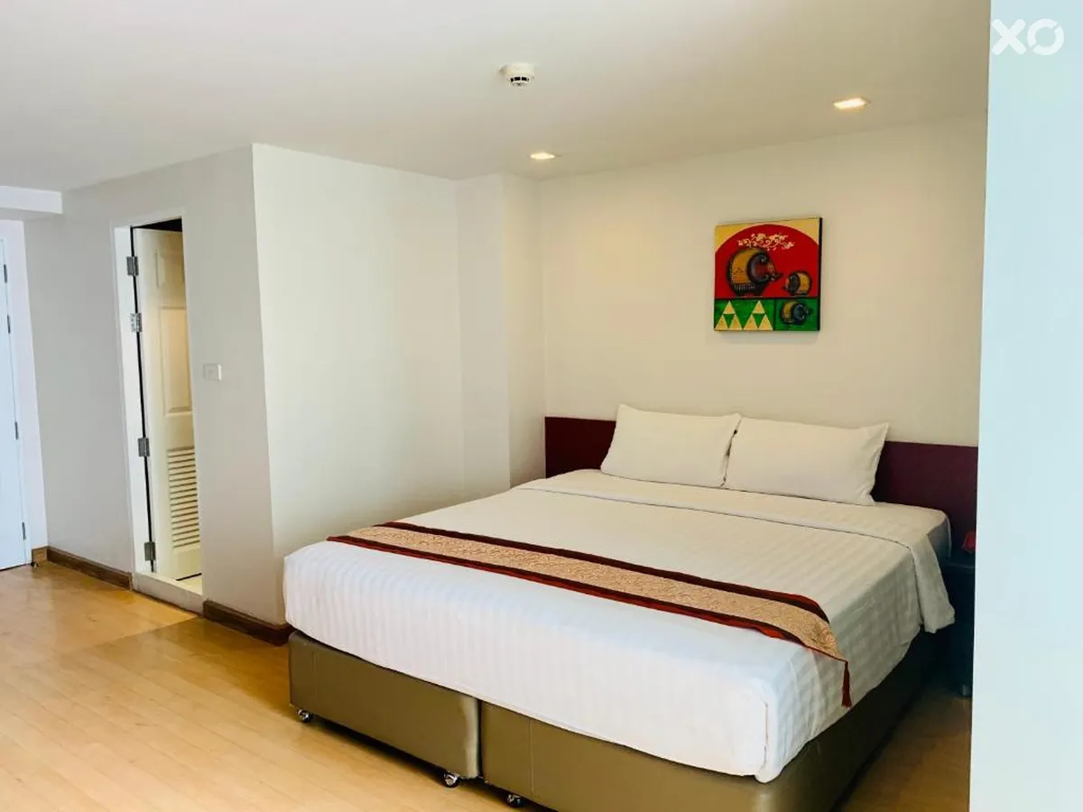 I Residence Sathorn Hotel