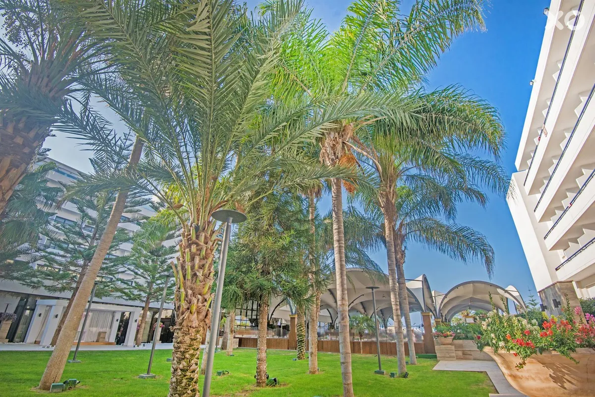Adams Beach Hotel