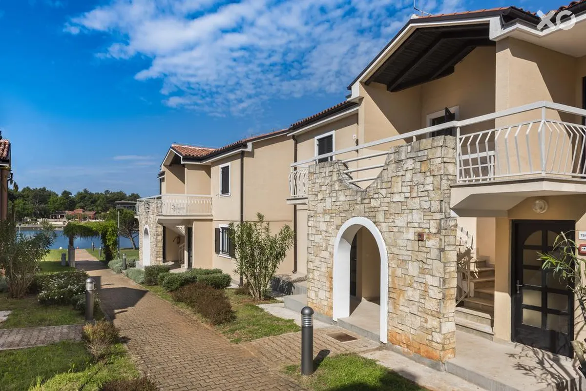 Amfora Plava Laguna Apartments