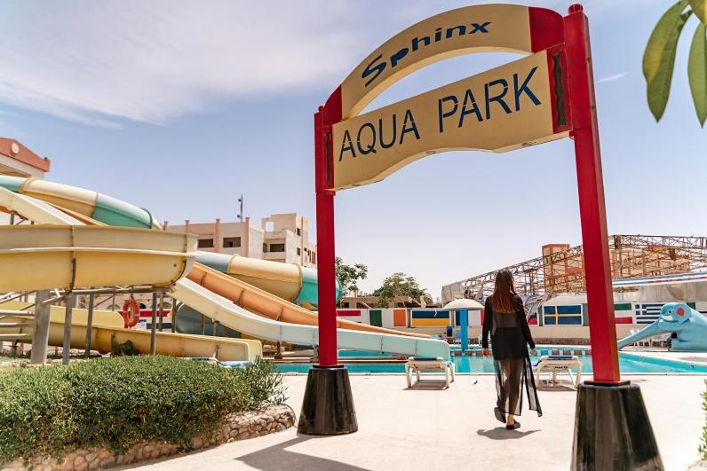Sphinx Aqua Park Beach Resort