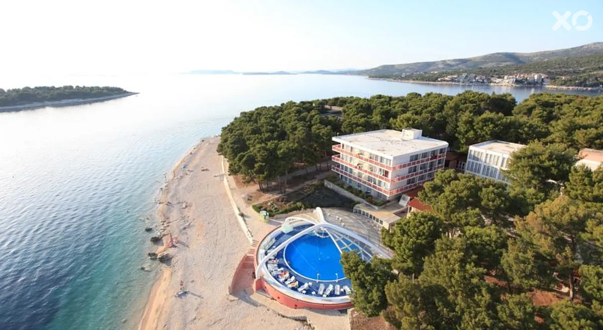 Zora Hotel
