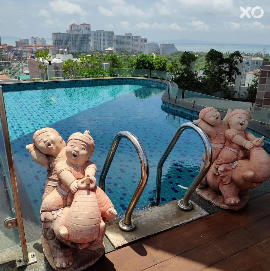 Aiyara Grand Hotel