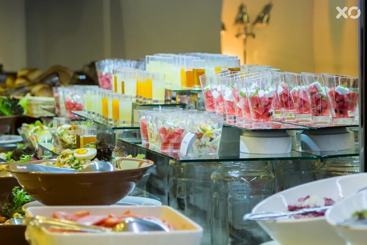 BM Beach Hotel