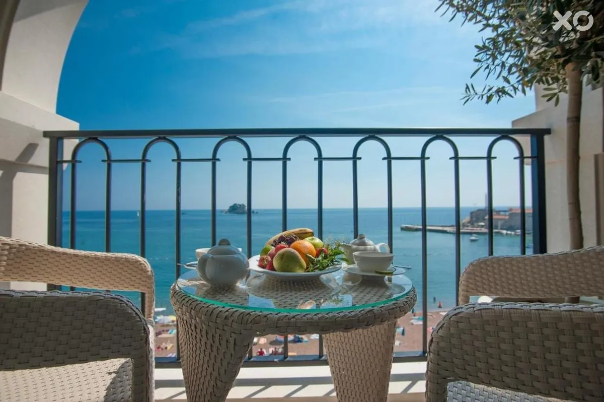 Riva Hotel