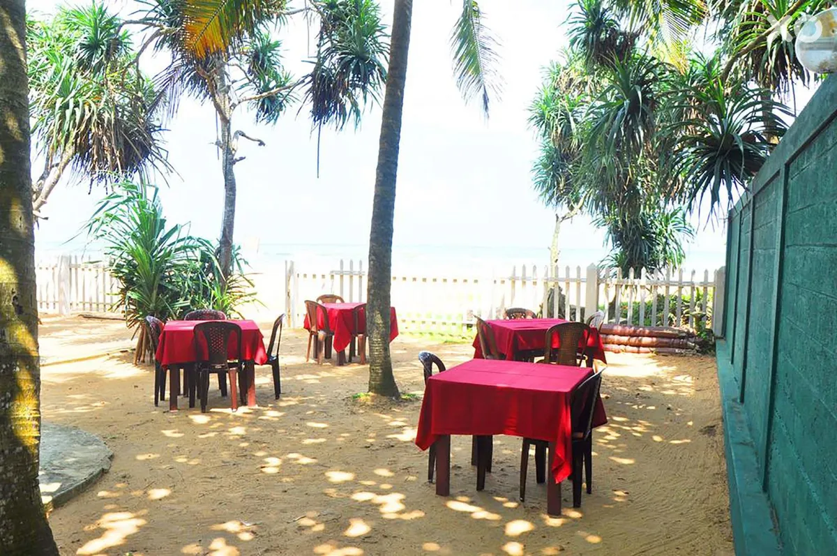 Green Shadows Beach Hotel