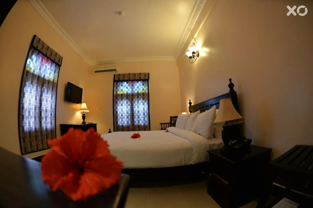 Golden Tulip Stone Town Boutique