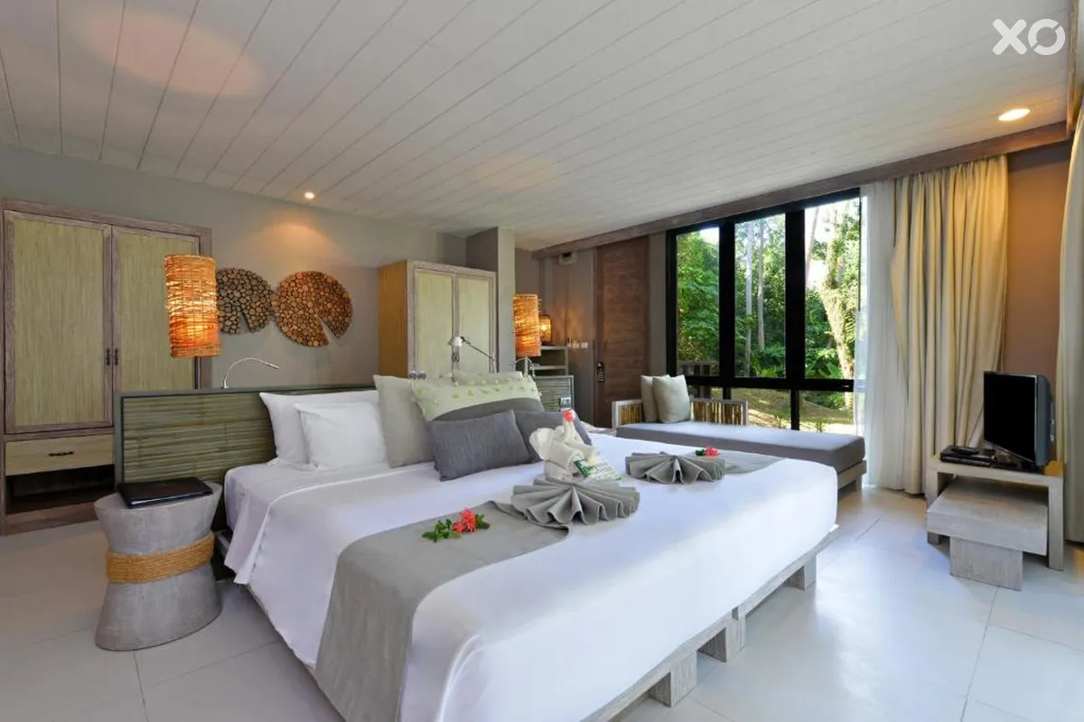 Twin Lotus Resort & Spa