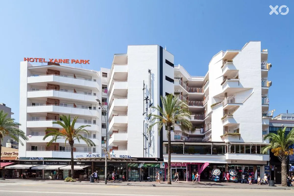 Xaine Park Hotel