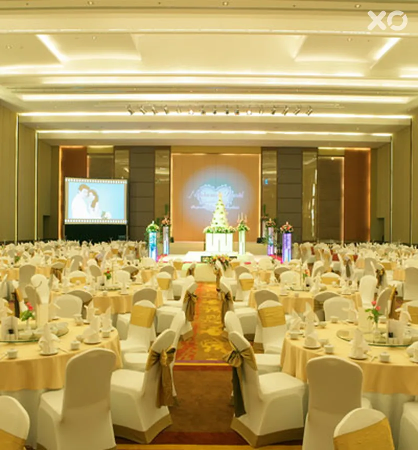 The Grand Fourwings Convention Hotel