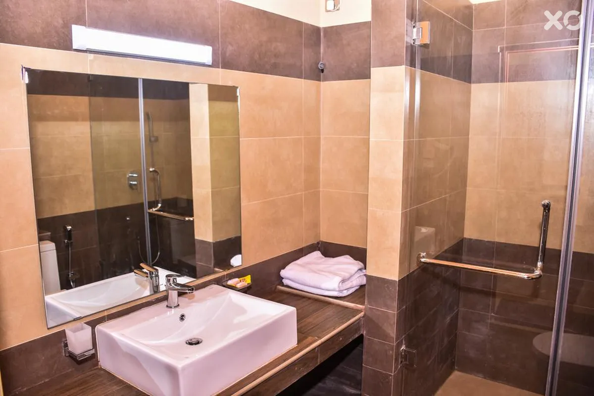 Lavinia Hotel