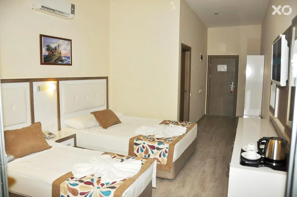Acar Hotel