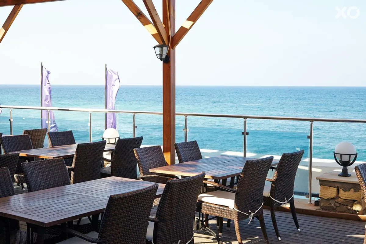White City Beach Hotel