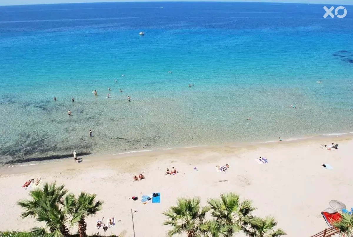 Sunday Beach Hotel