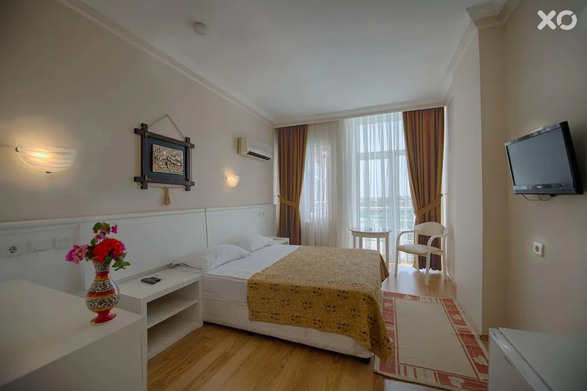 Lara World Hotel