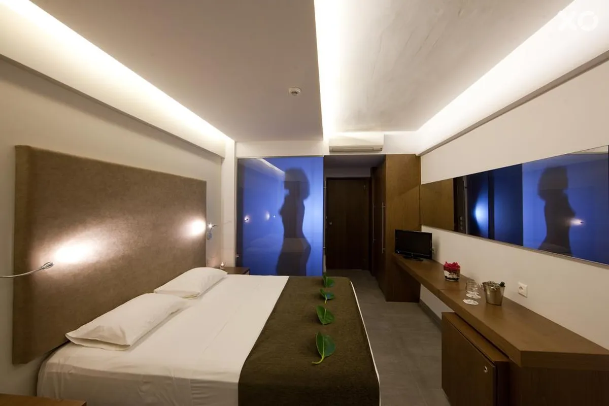 Oktober Downtown Rooms
