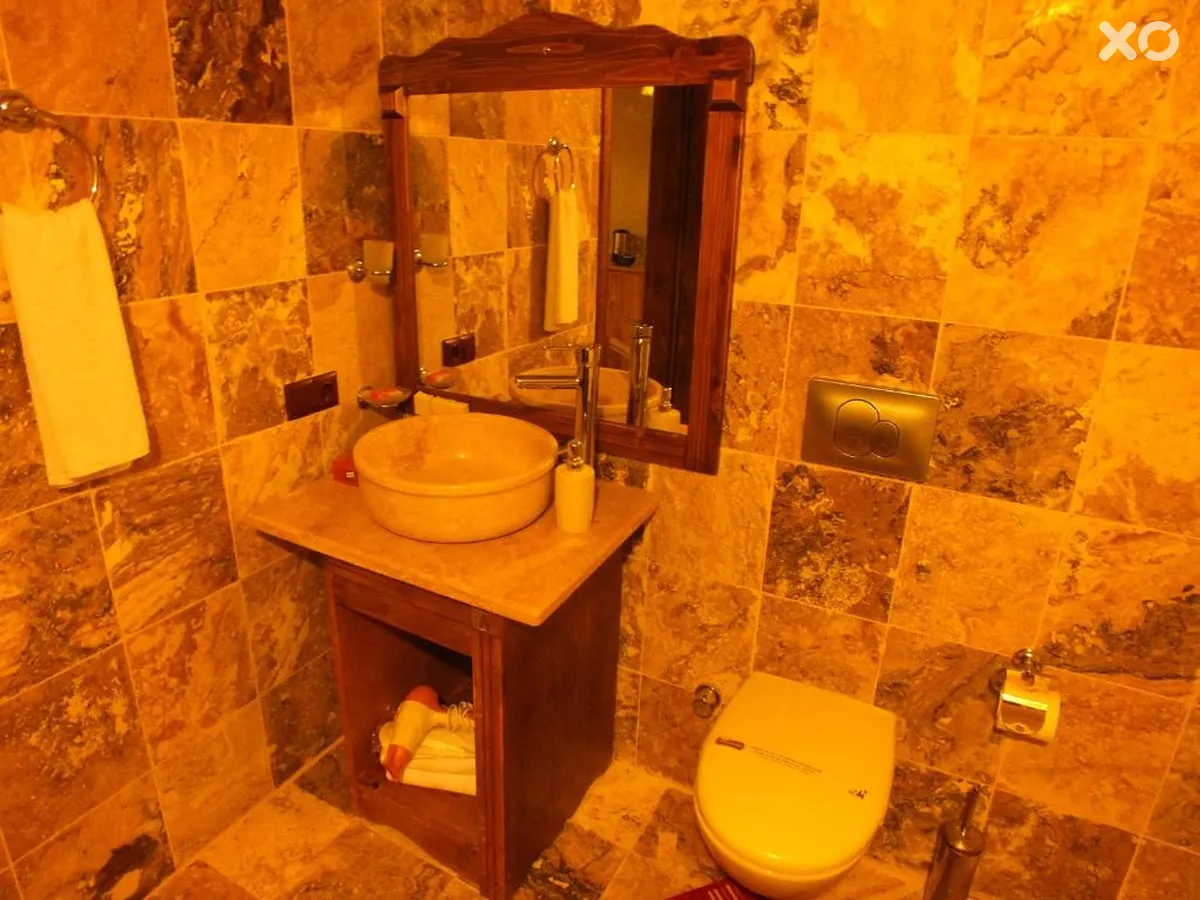 Dilek Tepesi Cave Hotel