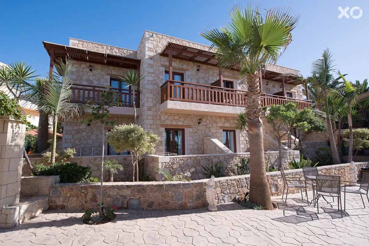 Cactus Village Hotel & Bungalows